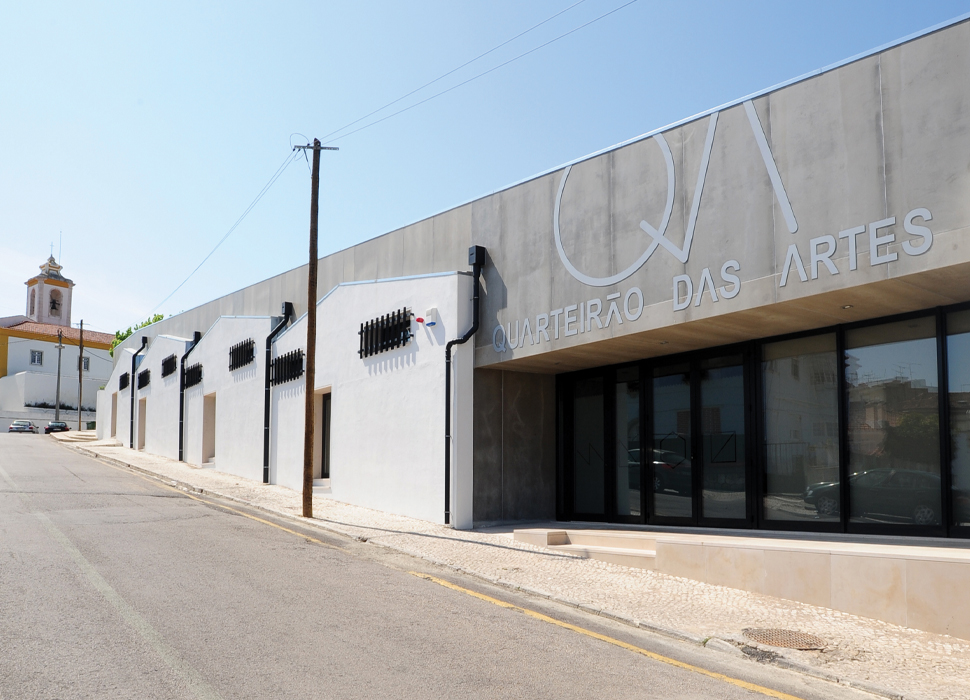 Quarteirão das Artes building in Almada